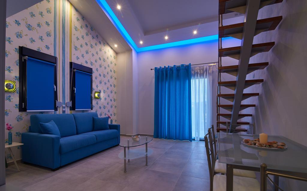 Grey House Apartments ニキティ 部屋 写真