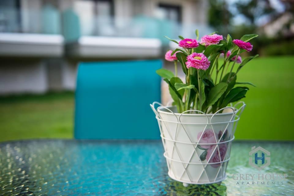 Grey House Apartments ニキティ エクステリア 写真