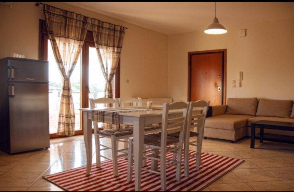 Grey House Apartments ニキティ エクステリア 写真